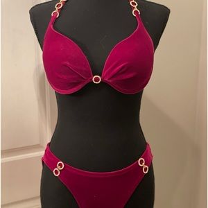 Jamie Shaw bathing suit burgundy full bottom. Used great condition.